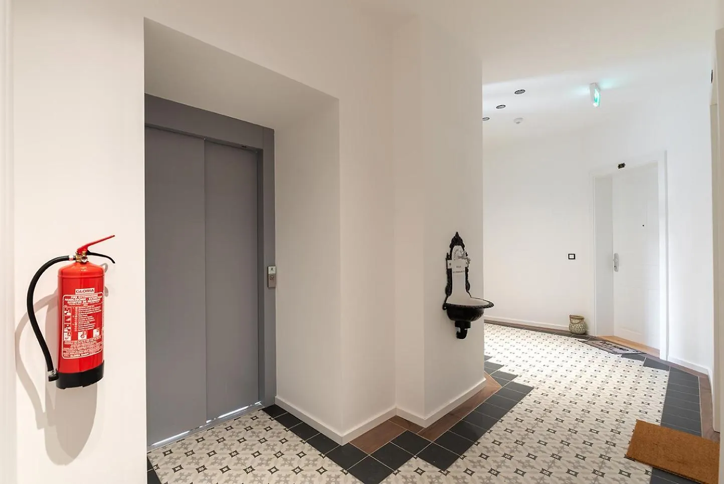 Apartment Modern Wohnen Im Renovierten Stil-Altbau Vienna Austria